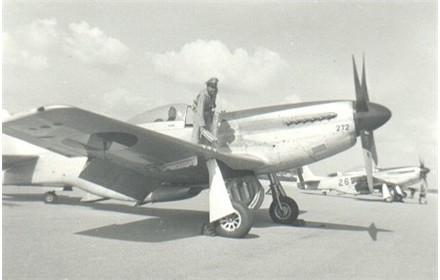 F-51 272 y el Tte.1º Humberto Bía